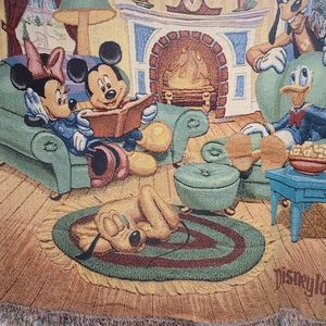 Mickey and Minnie Mouse woven throw blanket